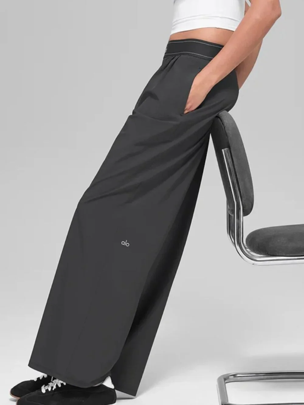 Alo Yoga Dark Gray Suit Up Trouser (Regular NWT) Minimalist Everyday Essential🍹